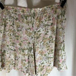 Gitano collection white, pink, green floral pattern women size medium